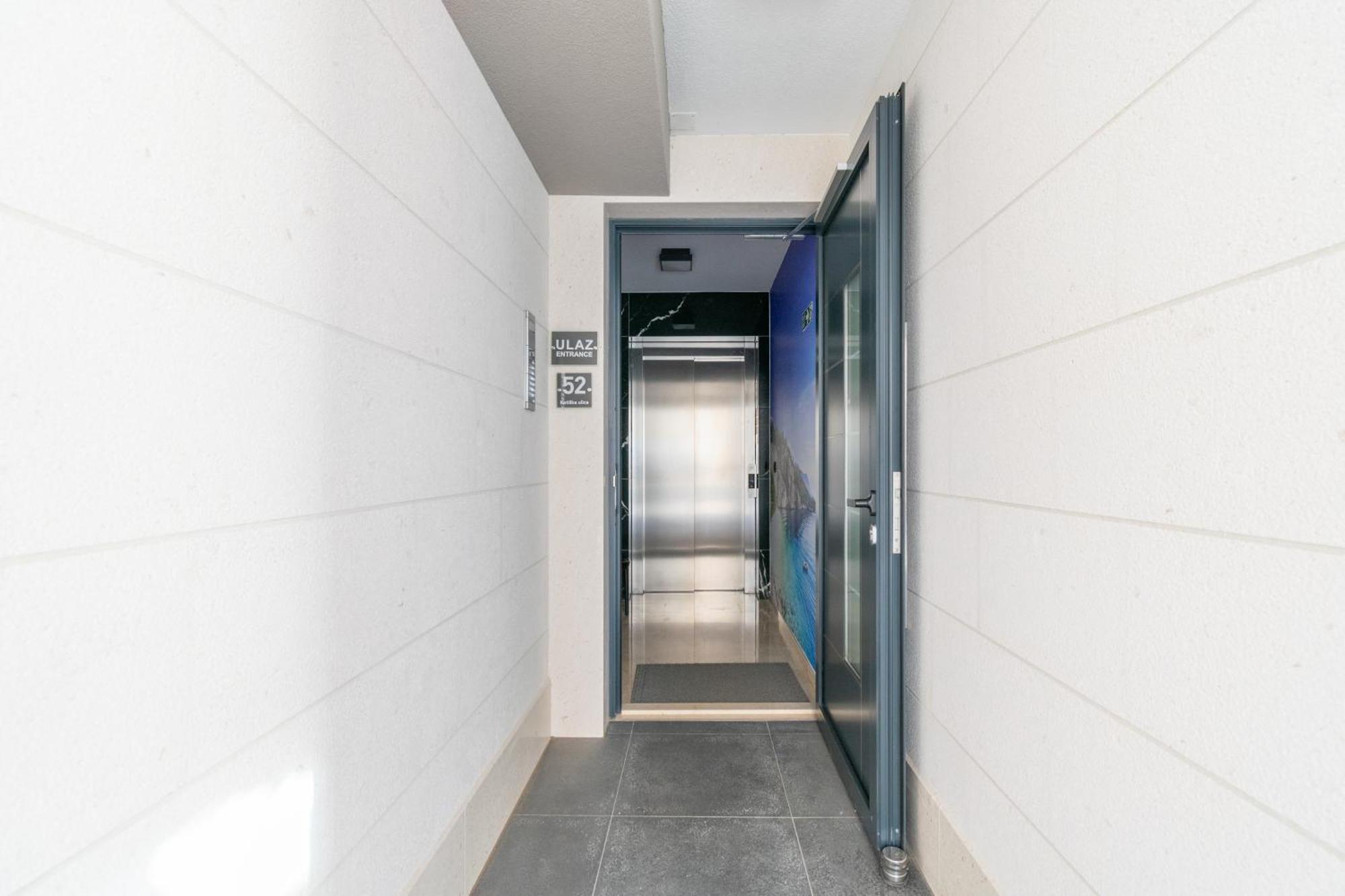 Lux Apartment Aleo Makarska Bagian luar foto